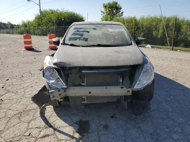 2019 NISSAN VERSA S