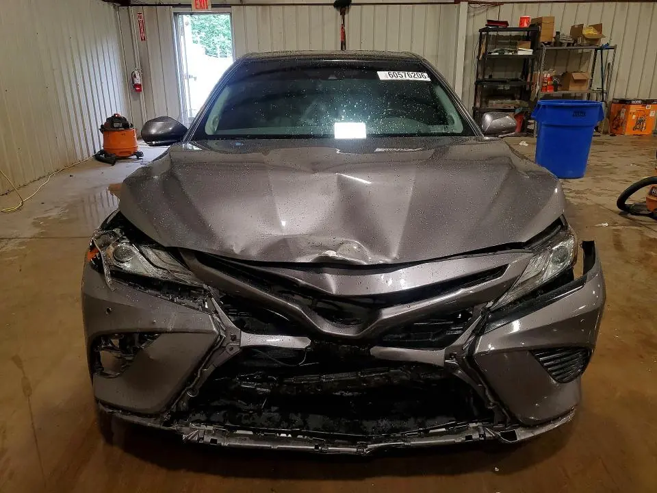 2018 TOYOTA CAMRY XSE  