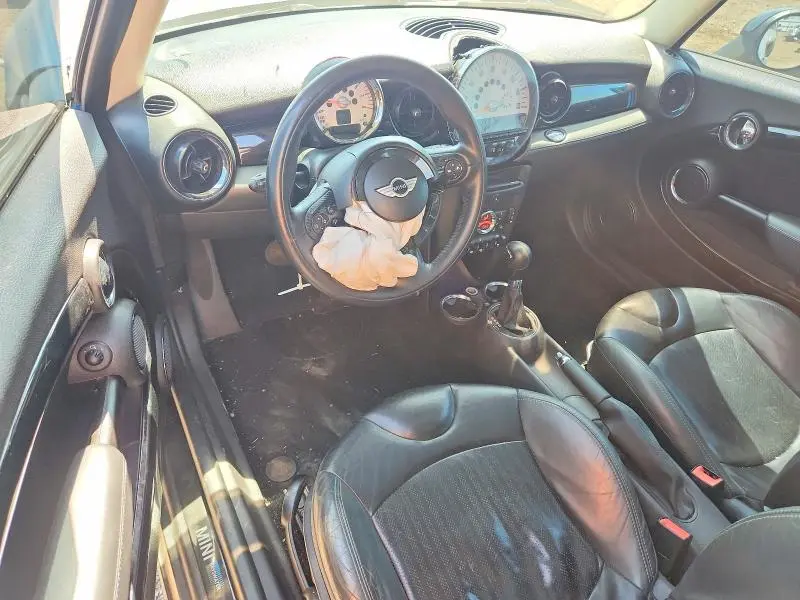 2012 MINI COOPER   