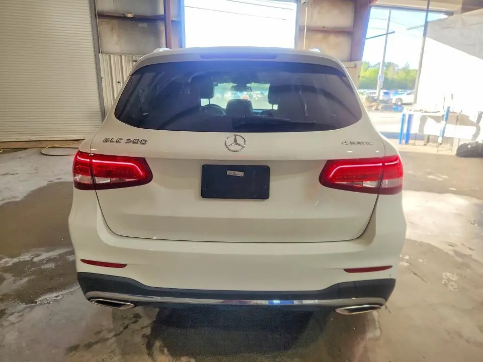 2016 MERCEDES-BENZ GLC 300 4MATIC  
