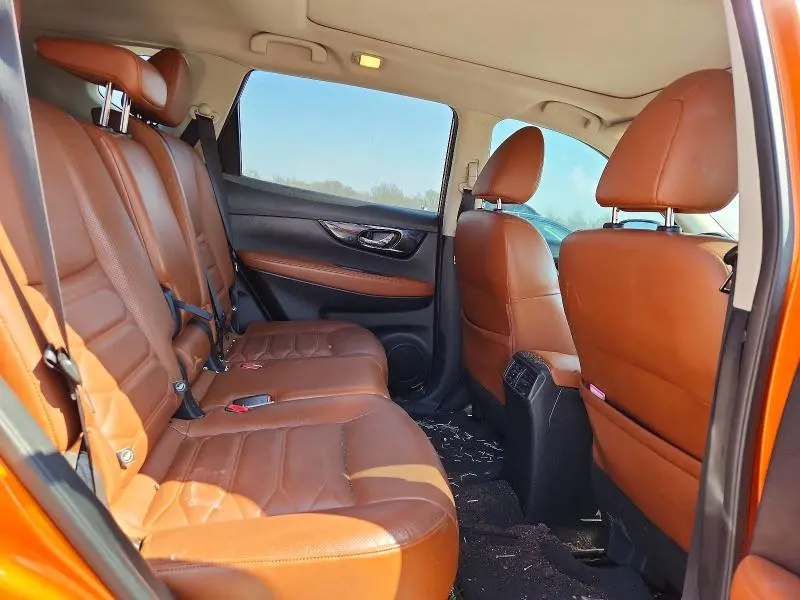 2018 NISSAN ROGUE SL  