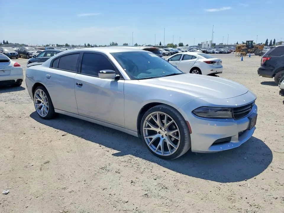 2019 DODGE CHARGER SXT  