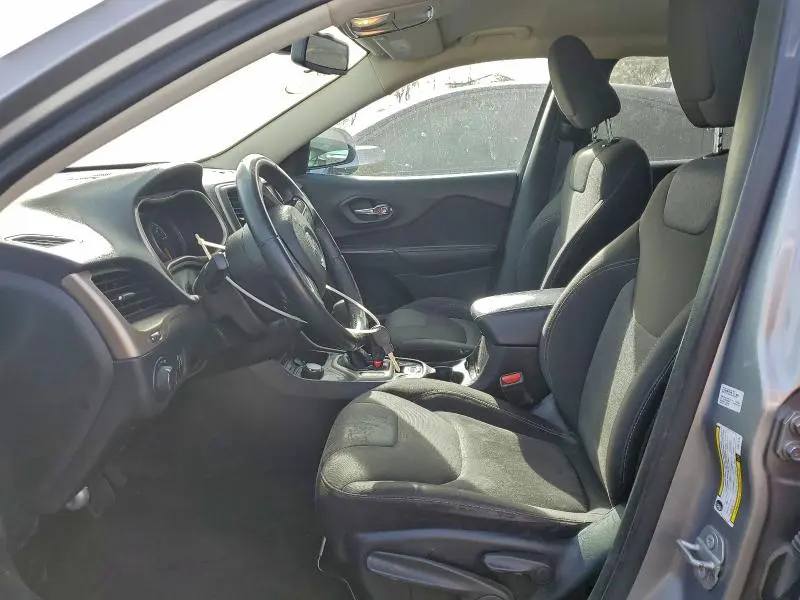 2017 JEEP CHEROKEE SPORT  