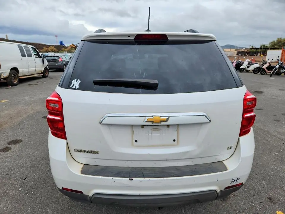 2017 CHEVROLET EQUINOX LT  