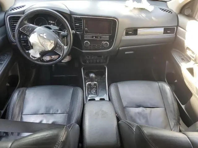 2019 MITSUBISHI OUTLANDER SE  