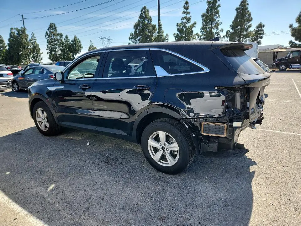 2026 KIA SORENTO LX  