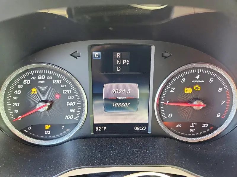 2016 MERCEDES-BENZ GLC 300  