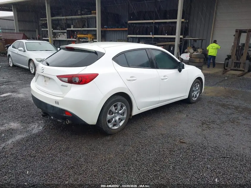 2016 MAZDA MAZDA3 I SPORT
