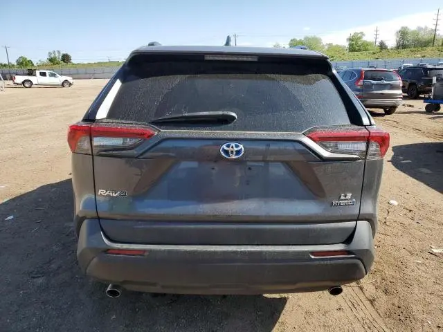 2020 TOYOTA RAV4 LE  