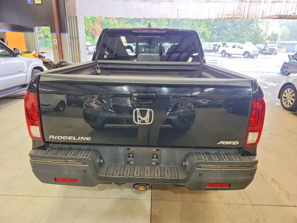 2019 HONDA RIDGELINE BLACK EDITION  