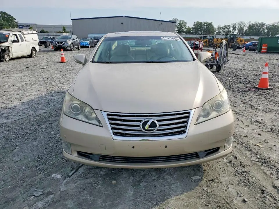 2011 LEXUS ES   