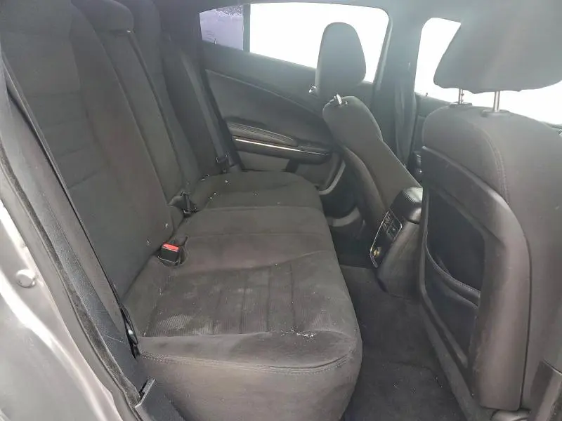 2013 DODGE CHARGER SE  