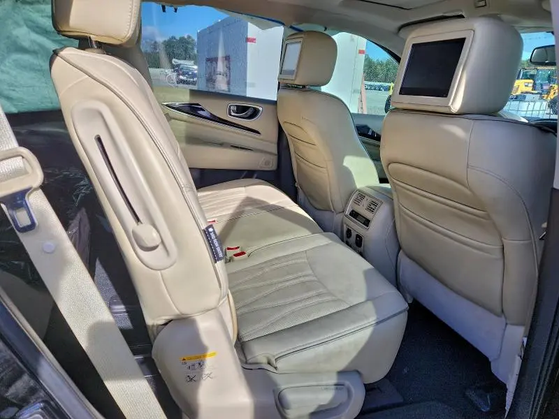 2019 INFINITI QX60 LUXE  