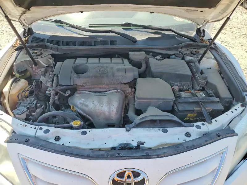2010 TOYOTA CAMRY LE  
