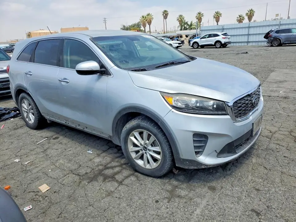 2019 KIA SORENTO LX V6  