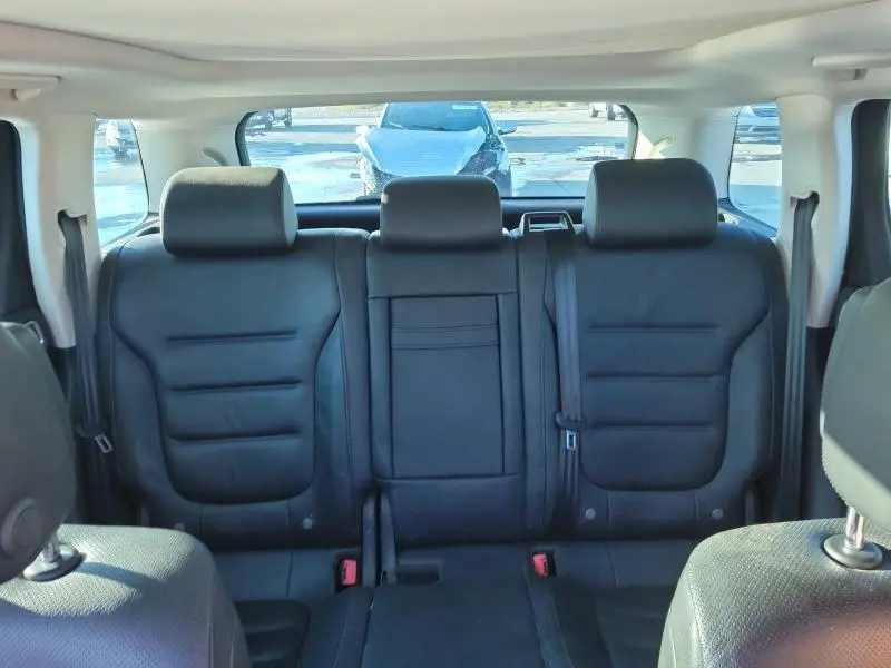 2016 VOLKSWAGEN TOUAREG SPORT  