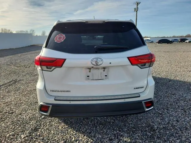 2018 TOYOTA HIGHLANDER LIMITED  