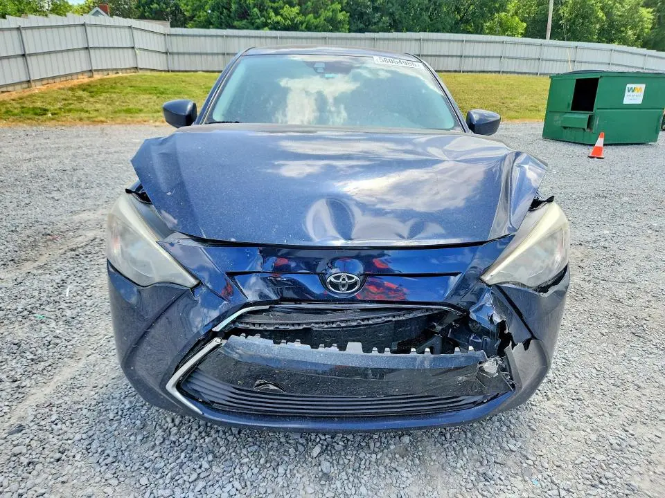 2018 TOYOTA YARIS IA BASE  