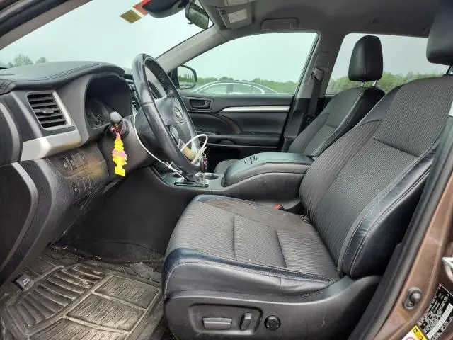 2019 TOYOTA HIGHLANDER LE PLUS  