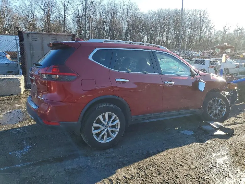 2018 NISSAN ROGUE SV  
