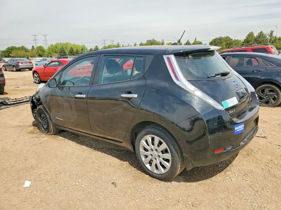2015 NISSAN LEAF S  