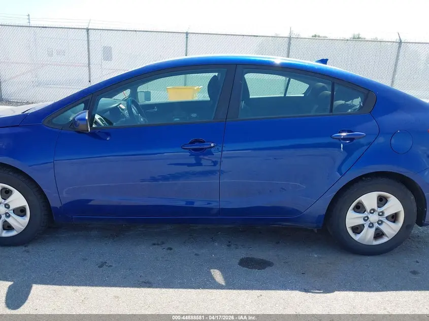 2018 KIA FORTE LX