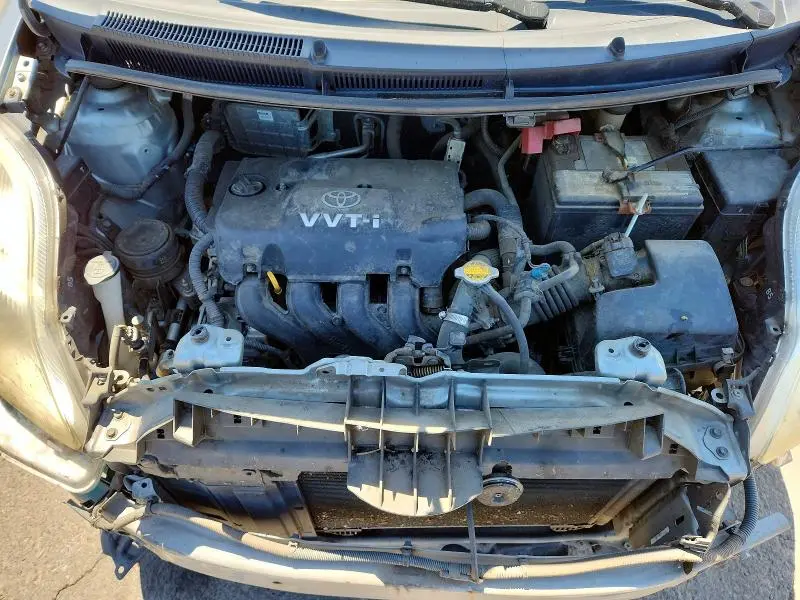 2010 TOYOTA YARIS BASE  