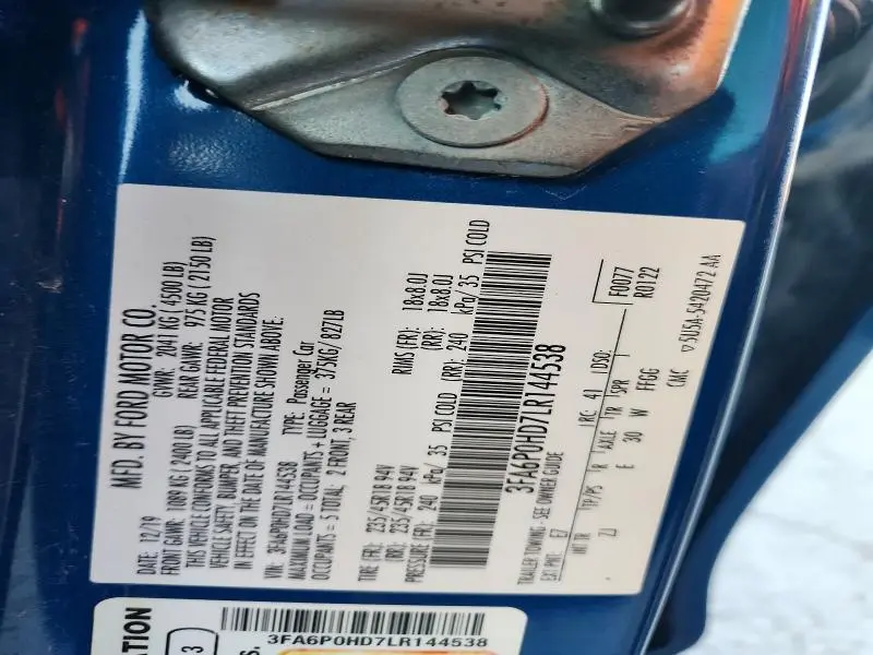 2020 FORD FUSION SE  