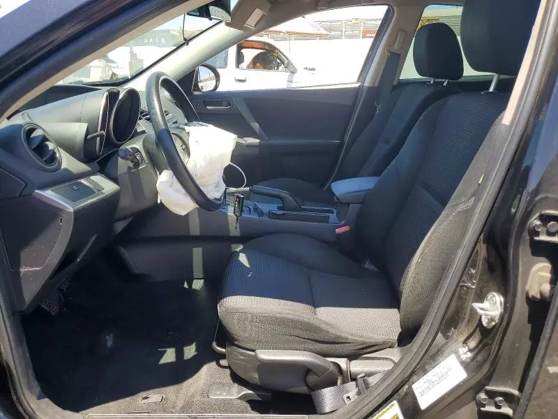 2013 MAZDA 3 I  