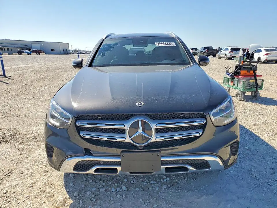 2022 MERCEDES-BENZ GLC 300  