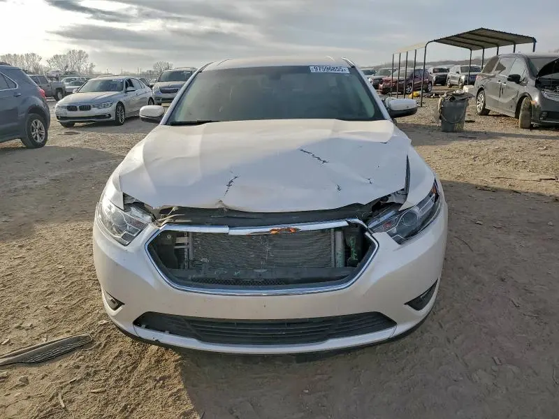 2018 FORD TAURUS SEL  