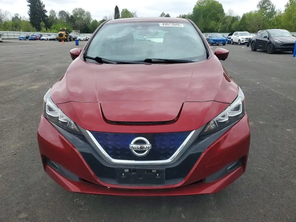 2022 NISSAN LEAF SV  