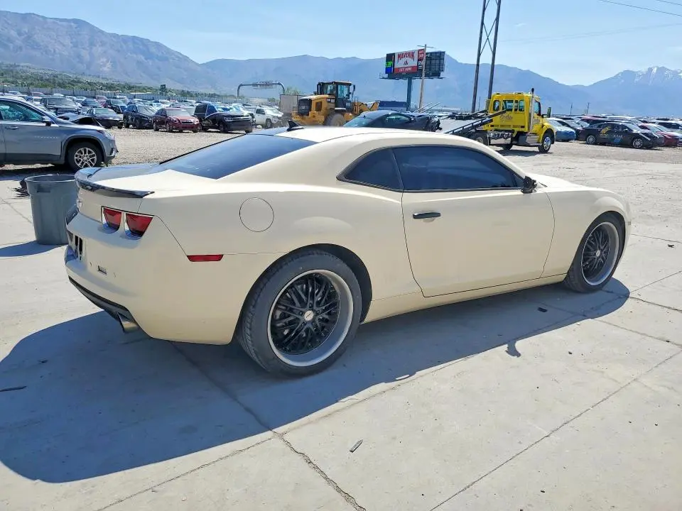 2012 CHEVROLET CAMARO LS  