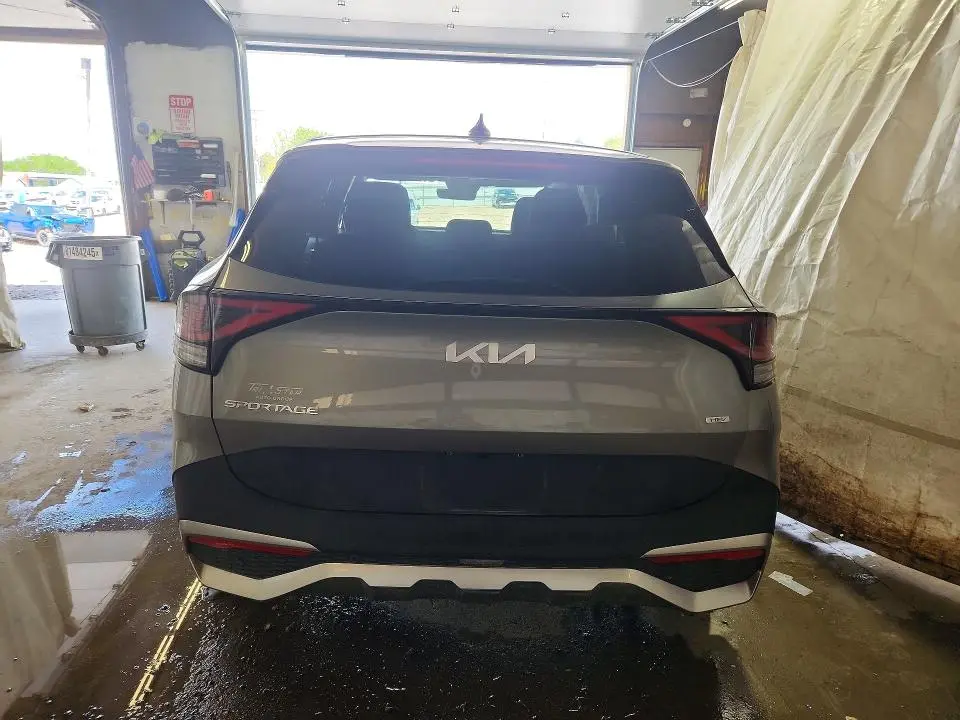 2025 KIA SPORTAGE LX  