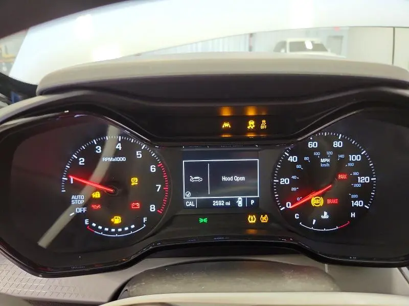2025 CHEVROLET TRAX LS  