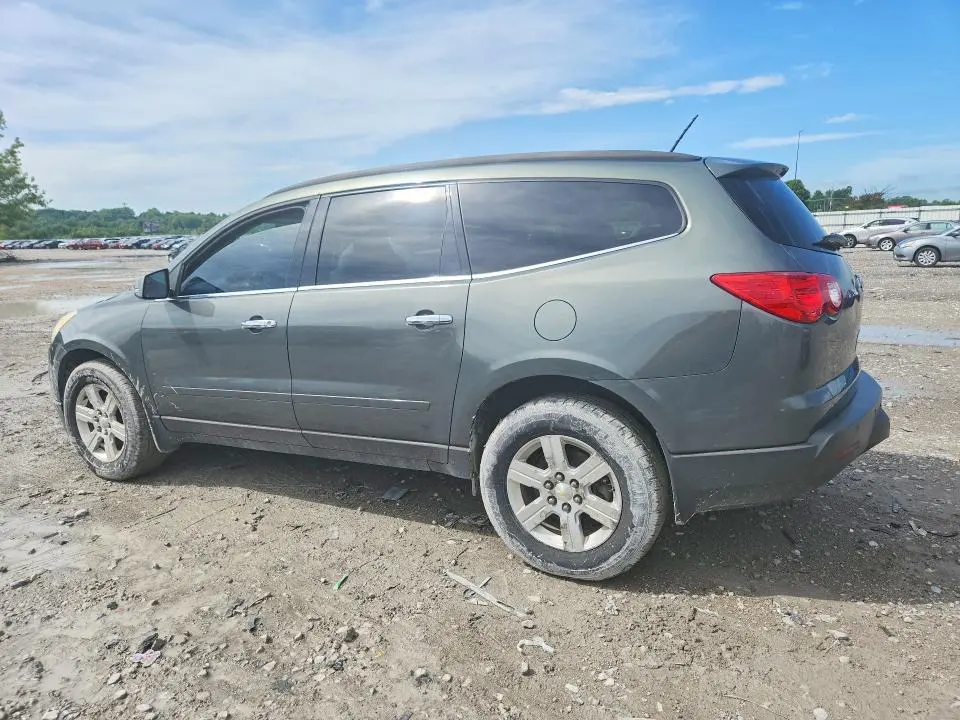 2011 CHEVROLET TRAVERSE LT  