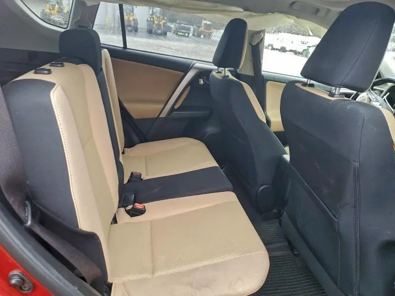 2016 TOYOTA RAV4 XLE  