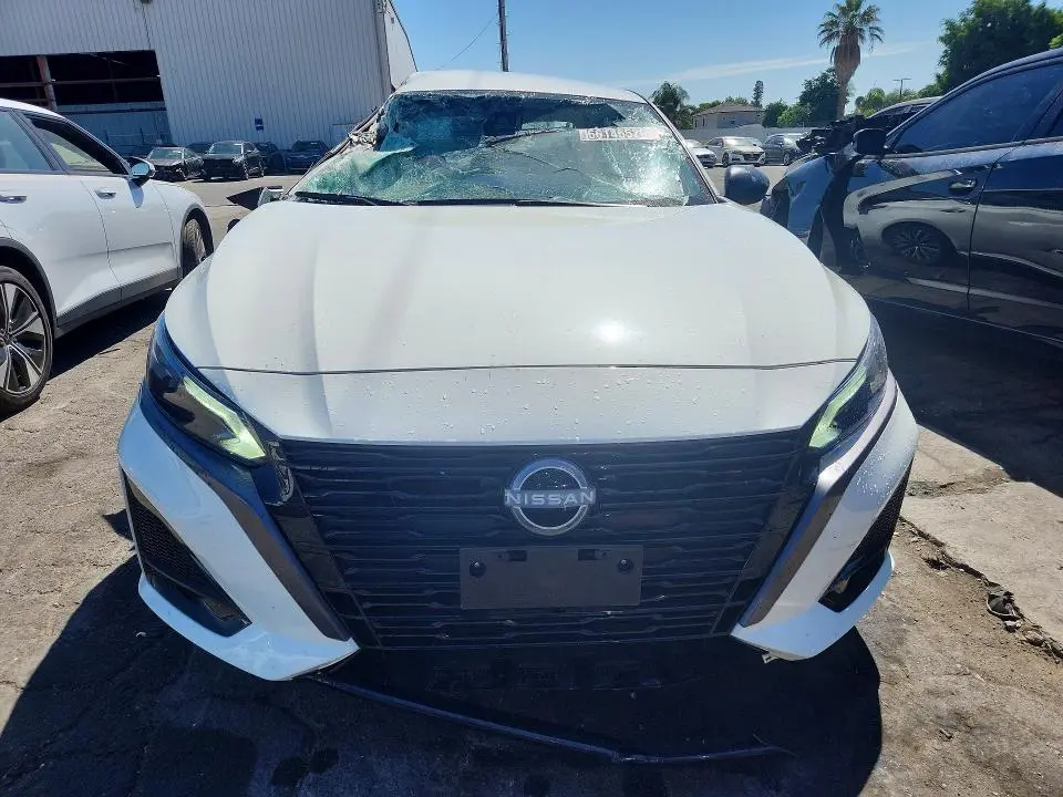 2026 NISSAN ALTIMA SV  
