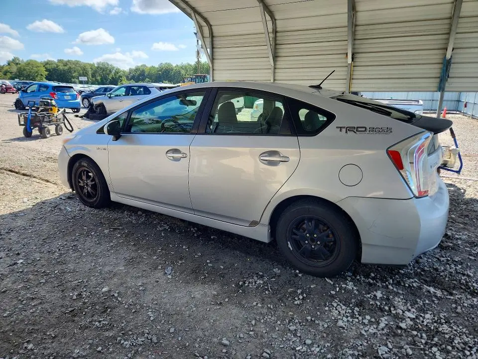 2013 TOYOTA PRIUS THREE  