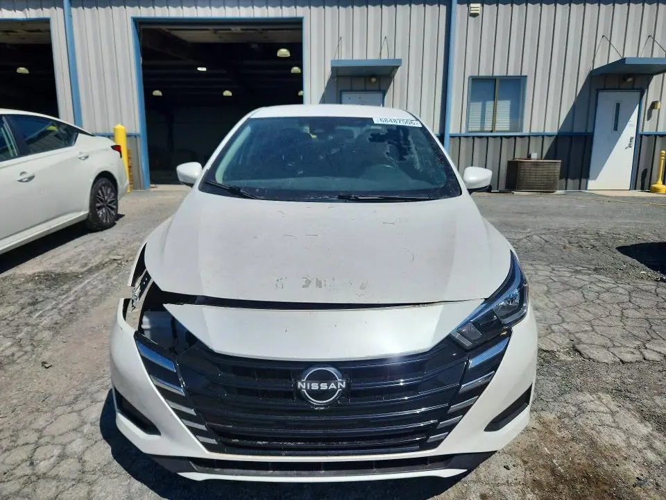 2024 NISSAN VERSA SV  