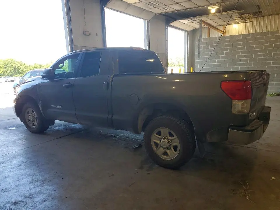 2011 TOYOTA TUNDRA DOUBLE CAB SR5  