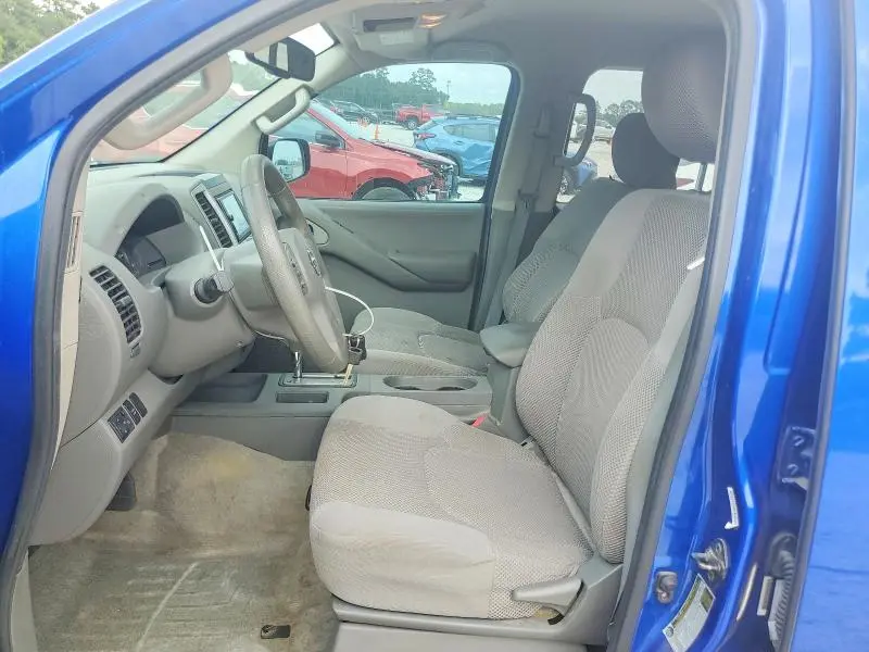 2012 NISSAN FRONTIER S  