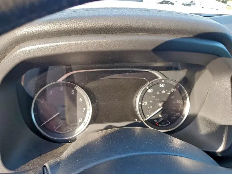 2022 NISSAN TITAN SV  