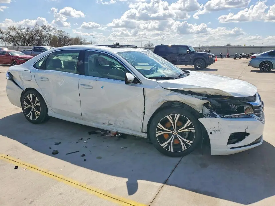 2020 VOLKSWAGEN PASSAT SEL  