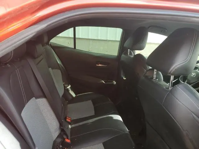 2019 TOYOTA COROLLA SE  