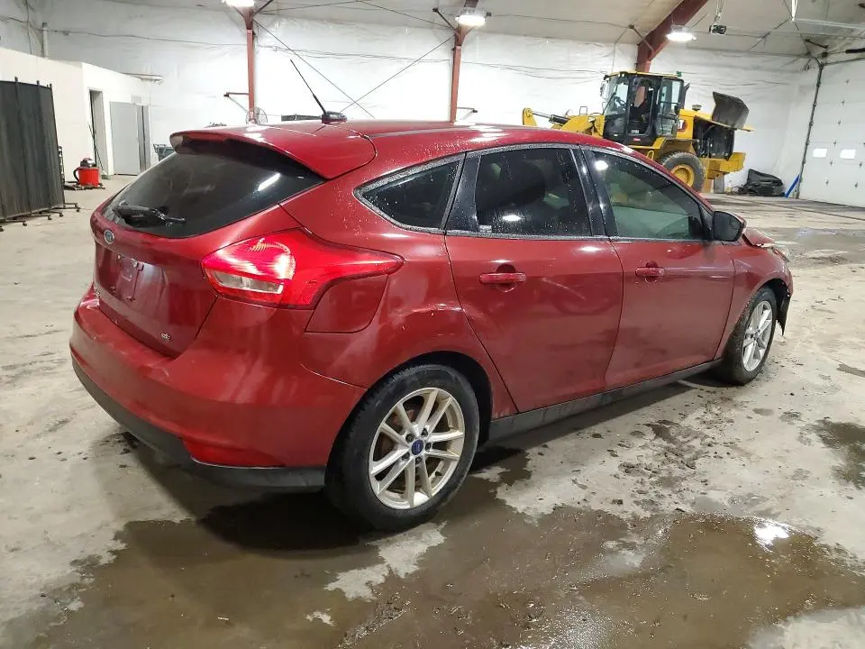 2016 FORD FOCUS SE  