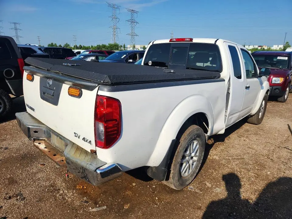 2018 NISSAN FRONTIER SV V6  