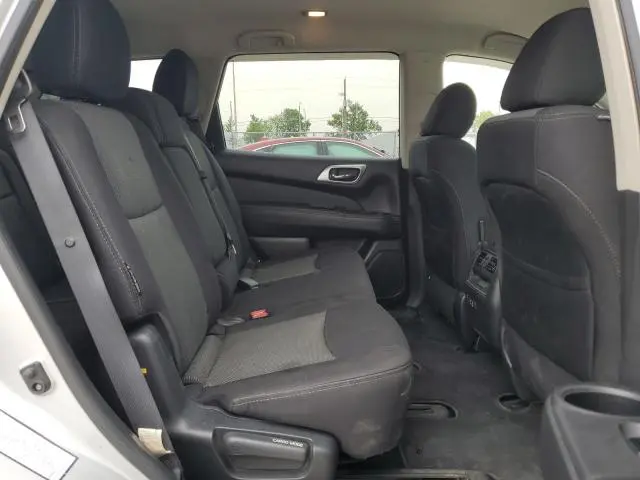 2019 NISSAN PATHFINDER S  