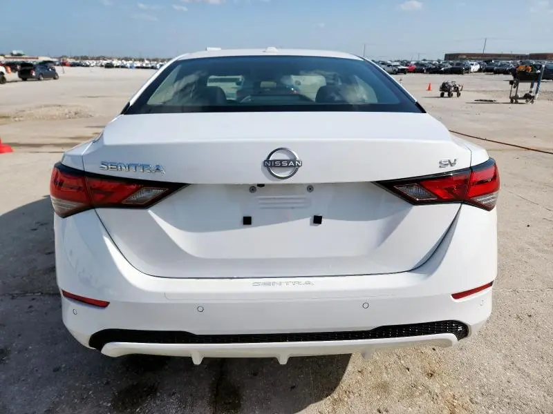2024 NISSAN SENTRA SV  