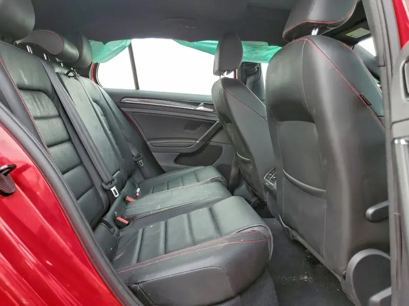 2017 VOLKSWAGEN GTI S/SE  